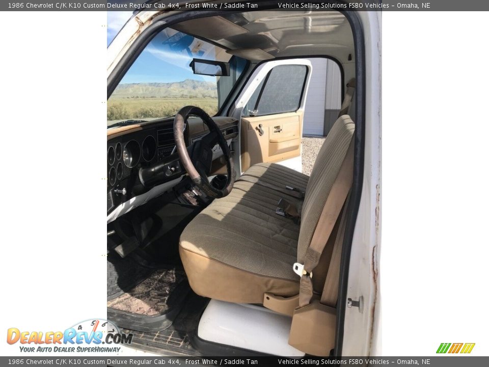 Saddle Tan Interior - 1986 Chevrolet C/K K10 Custom Deluxe Regular Cab 4x4 Photo #3