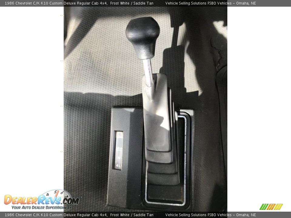 Controls of 1986 Chevrolet C/K K10 Custom Deluxe Regular Cab 4x4 Photo #5