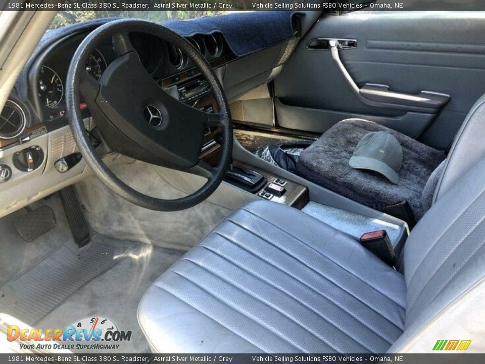 Grey Interior - 1981 Mercedes-Benz SL Class 380 SL Roadster Photo #4