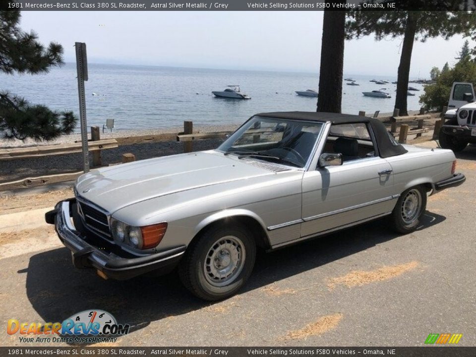 Astral Silver Metallic 1981 Mercedes-Benz SL Class 380 SL Roadster Photo #5