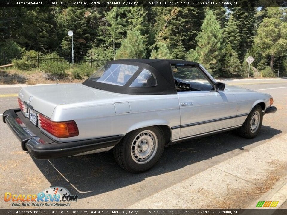 Astral Silver Metallic 1981 Mercedes-Benz SL Class 380 SL Roadster Photo #12