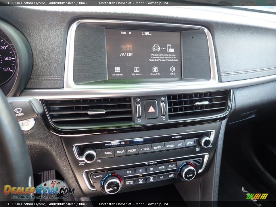 Dashboard of 2017 Kia Optima Hybrid Photo #27