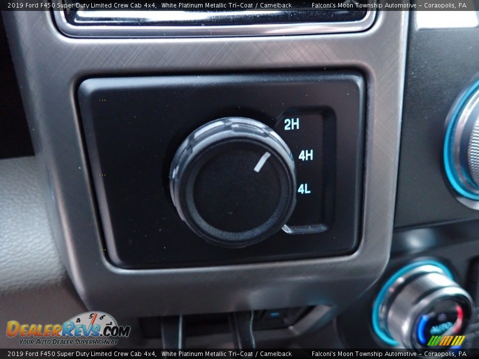 2019 Ford F450 Super Duty Limited Crew Cab 4x4 White Platinum Metallic Tri-Coat / Camelback Photo #24