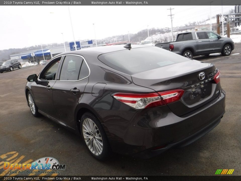 2019 Toyota Camry XLE Predawn Gray Mica / Black Photo #8