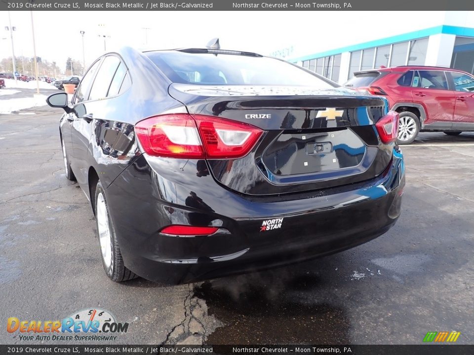 2019 Chevrolet Cruze LS Mosaic Black Metallic / Jet Black/­Galvanized Photo #5