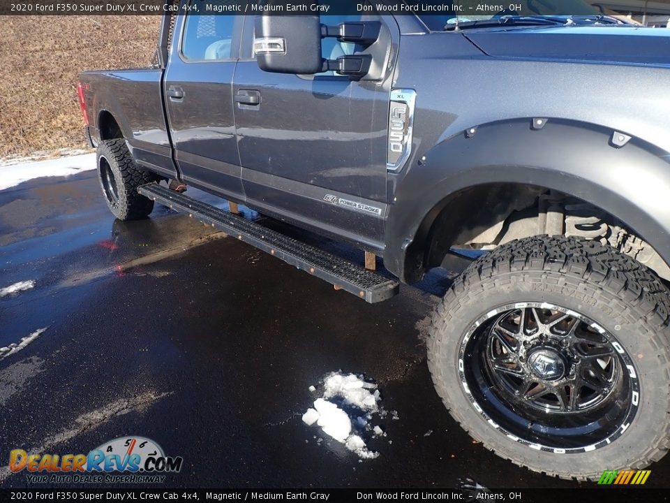 2020 Ford F350 Super Duty XL Crew Cab 4x4 Magnetic / Medium Earth Gray Photo #4