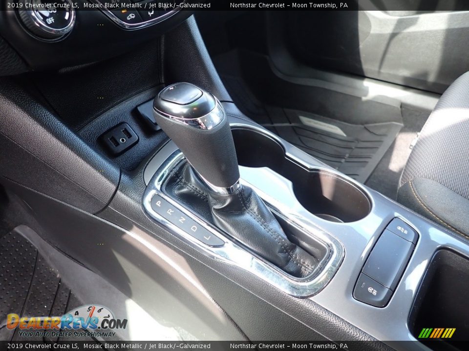 2019 Chevrolet Cruze LS Mosaic Black Metallic / Jet Black/­Galvanized Photo #25