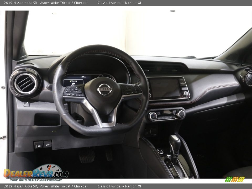 2019 Nissan Kicks SR Aspen White Tricoat / Charcoal Photo #7