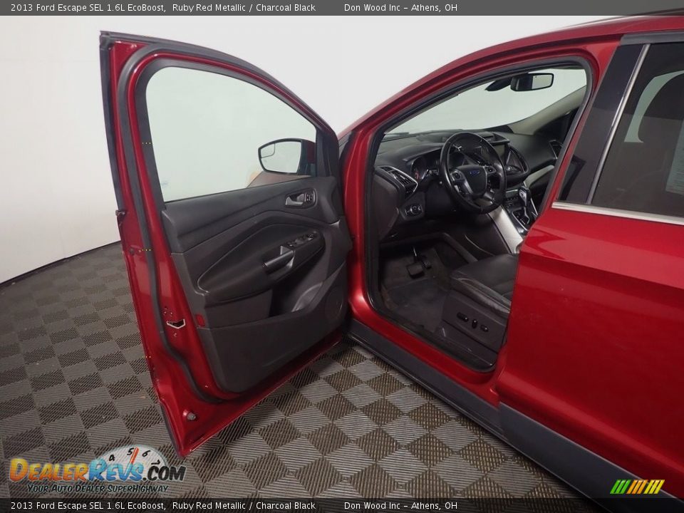 2013 Ford Escape SEL 1.6L EcoBoost Ruby Red Metallic / Charcoal Black Photo #21