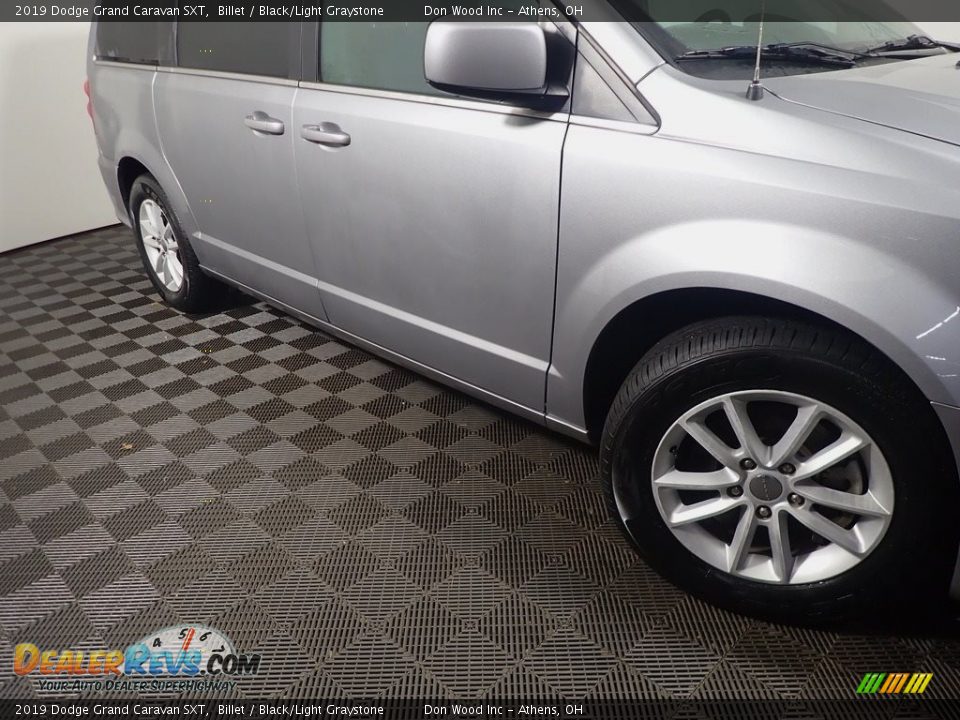 2019 Dodge Grand Caravan SXT Billet / Black/Light Graystone Photo #4