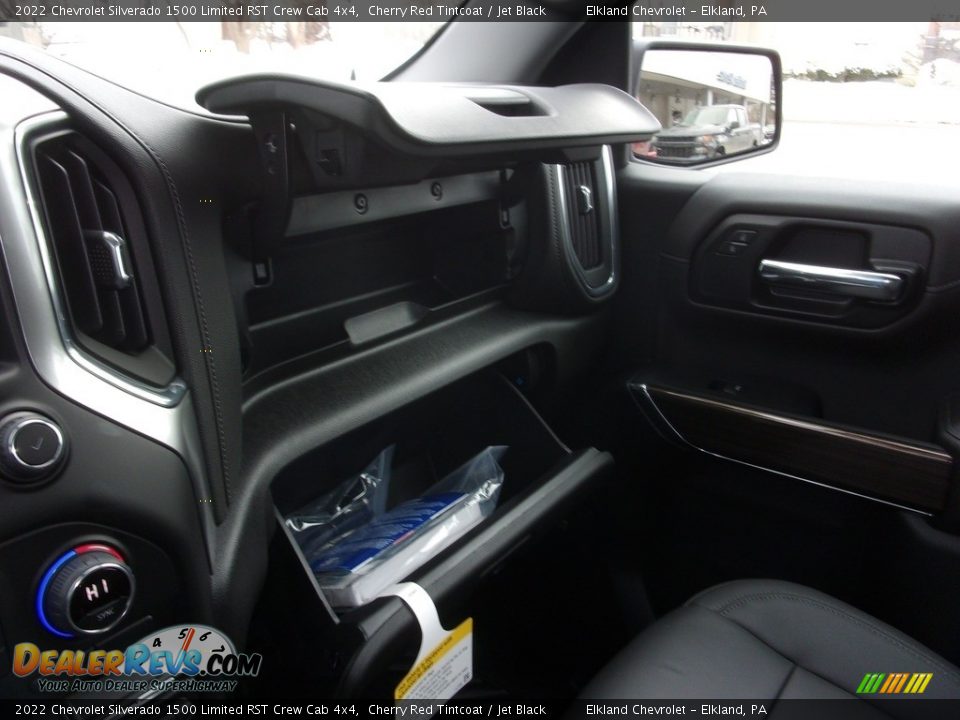 2022 Chevrolet Silverado 1500 Limited RST Crew Cab 4x4 Cherry Red Tintcoat / Jet Black Photo #36