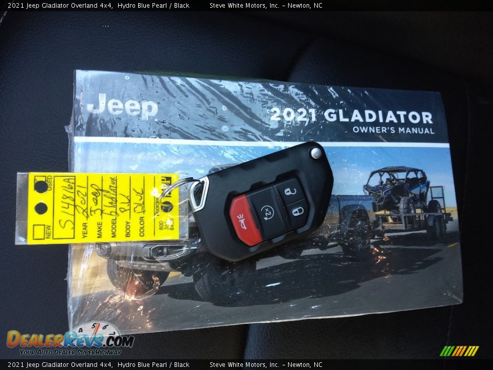 2021 Jeep Gladiator Overland 4x4 Hydro Blue Pearl / Black Photo #31