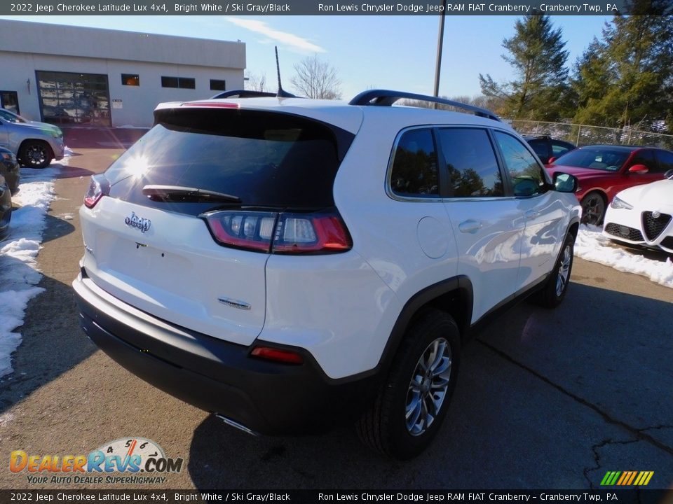 2022 Jeep Cherokee Latitude Lux 4x4 Bright White / Ski Gray/Black Photo #5