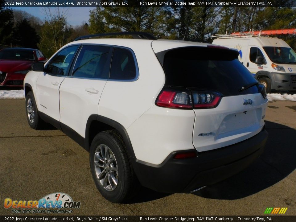 2022 Jeep Cherokee Latitude Lux 4x4 Bright White / Ski Gray/Black Photo #8