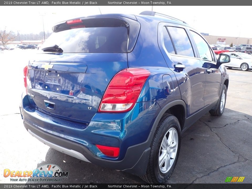 2019 Chevrolet Trax LT AWD Pacific Blue Metallic / Jet Black Photo #8