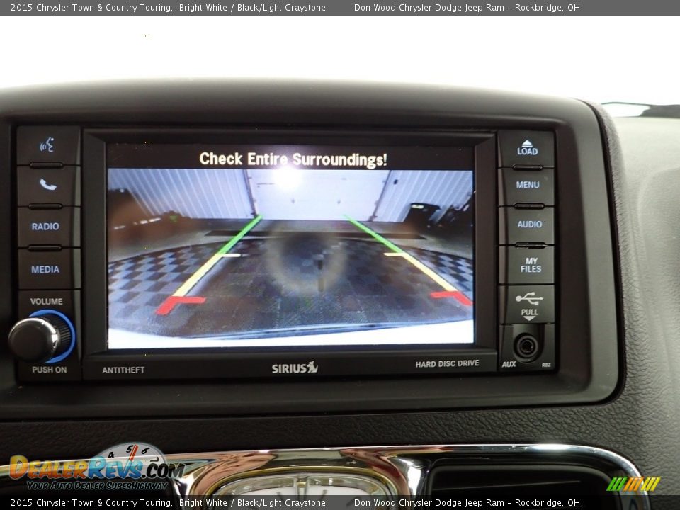 2015 Chrysler Town & Country Touring Bright White / Black/Light Graystone Photo #2