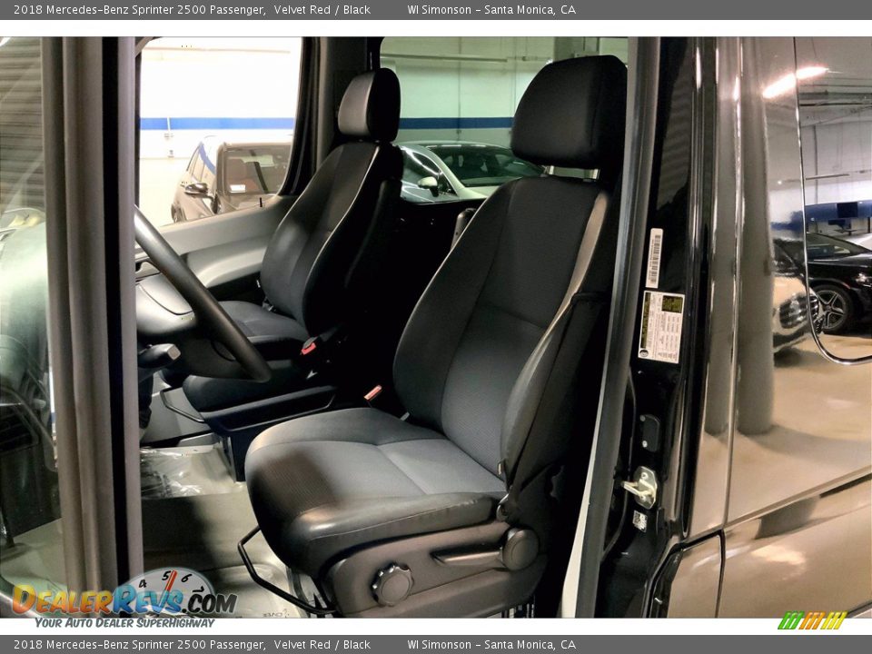 2018 Mercedes-Benz Sprinter 2500 Passenger Velvet Red / Black Photo #18