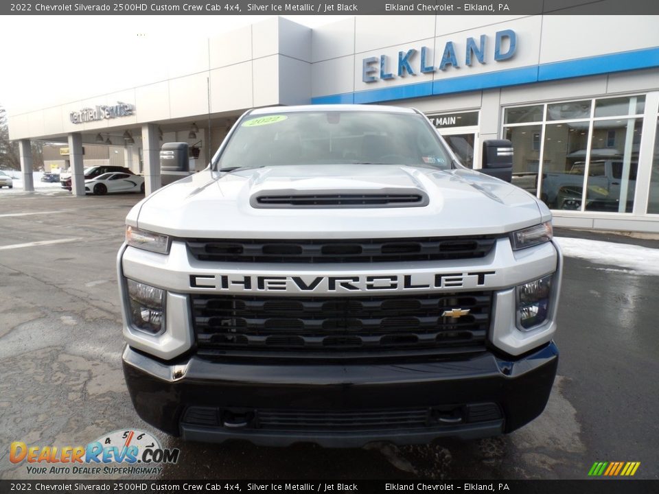 2022 Chevrolet Silverado 2500HD Custom Crew Cab 4x4 Silver Ice Metallic / Jet Black Photo #3