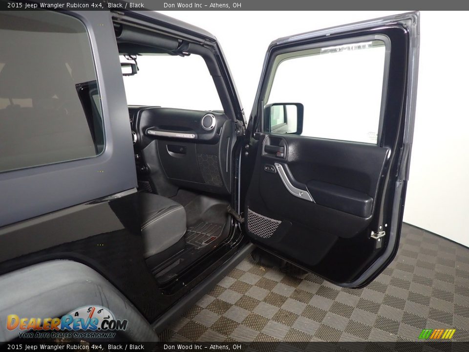 2015 Jeep Wrangler Rubicon 4x4 Black / Black Photo #33