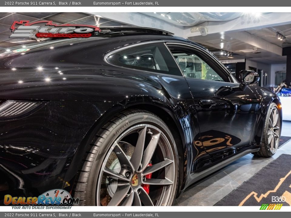 2022 Porsche 911 Carrera S Black / Black Photo #12