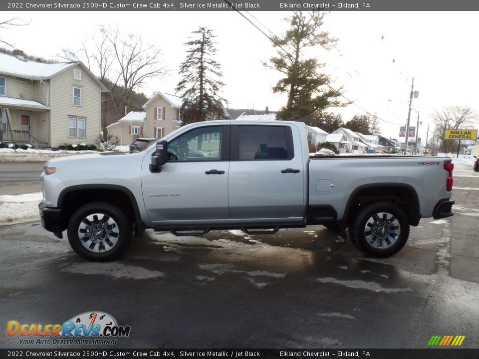 Silver Ice Metallic 2022 Chevrolet Silverado 2500HD Custom Crew Cab 4x4 Photo #9