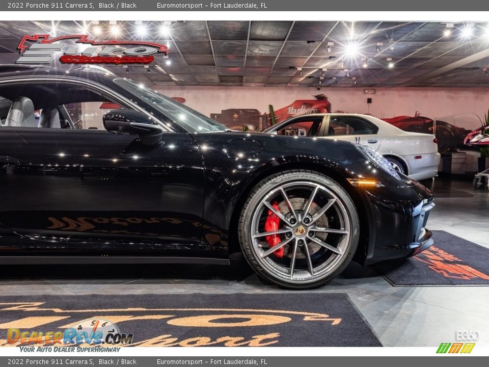 2022 Porsche 911 Carrera S Black / Black Photo #14