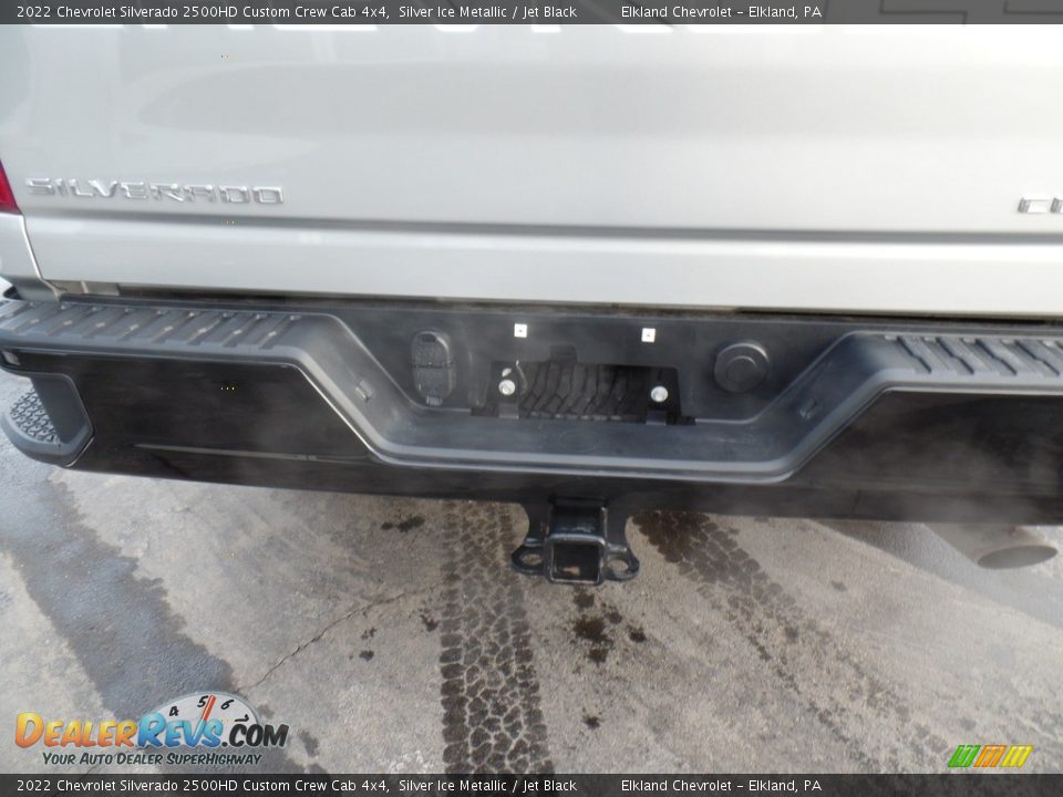 2022 Chevrolet Silverado 2500HD Custom Crew Cab 4x4 Silver Ice Metallic / Jet Black Photo #11