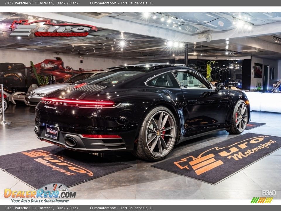 2022 Porsche 911 Carrera S Black / Black Photo #17