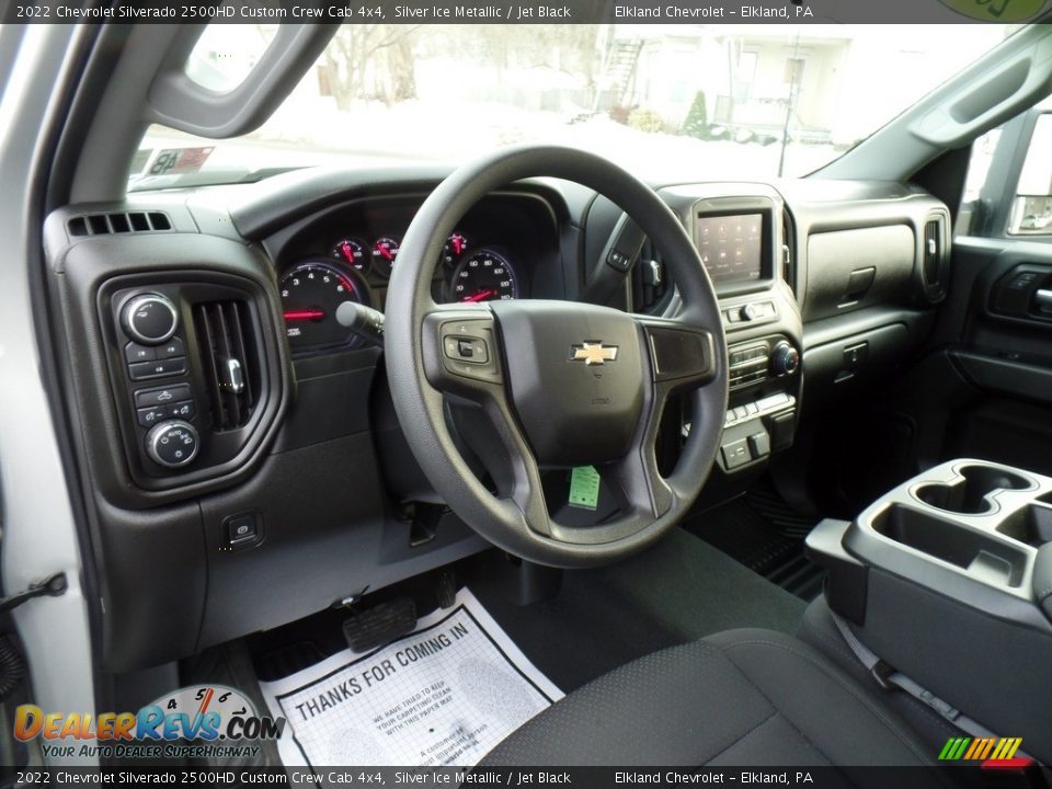 Front Seat of 2022 Chevrolet Silverado 2500HD Custom Crew Cab 4x4 Photo #20