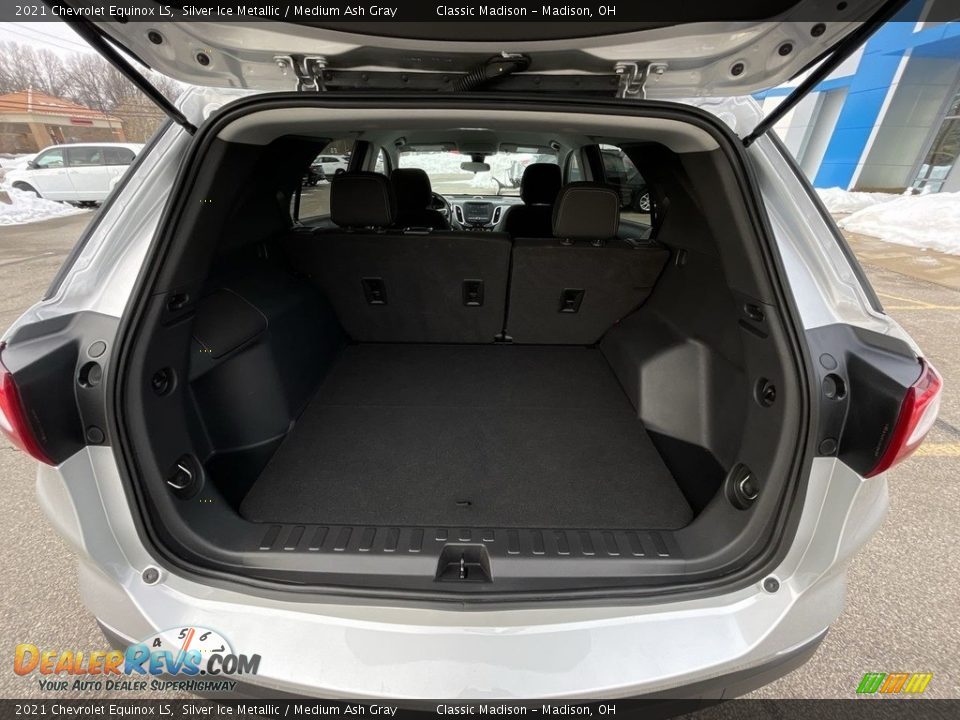 2021 Chevrolet Equinox LS Trunk Photo #17