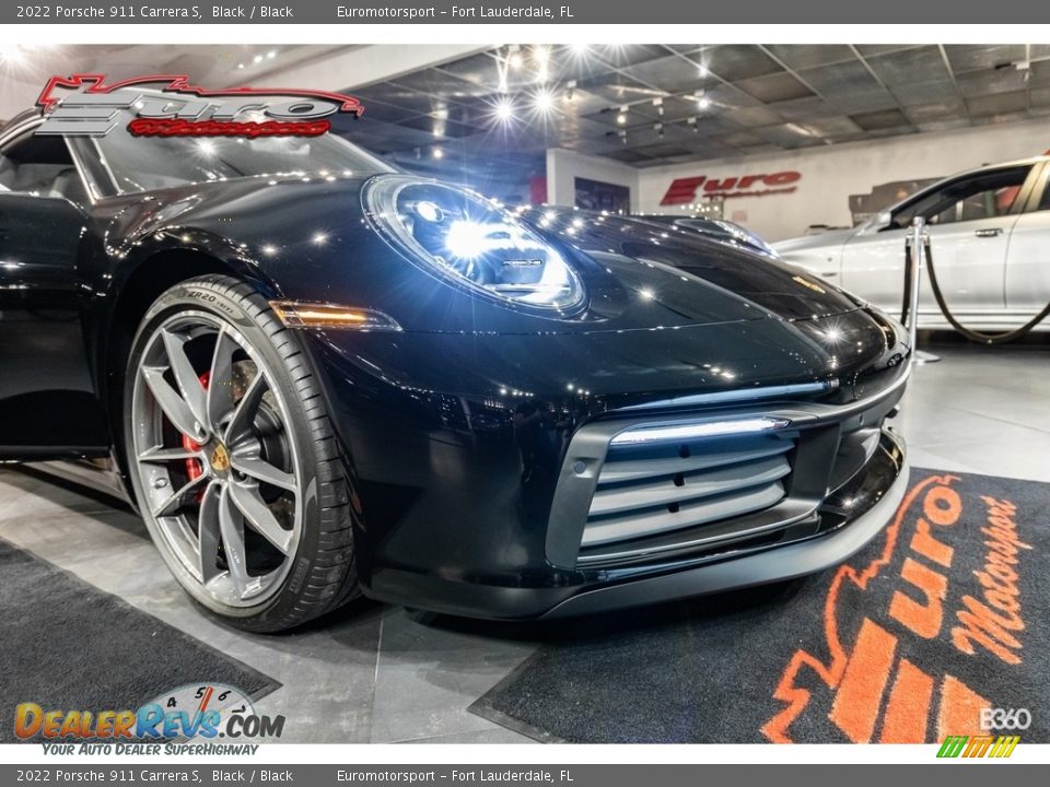 2022 Porsche 911 Carrera S Black / Black Photo #33