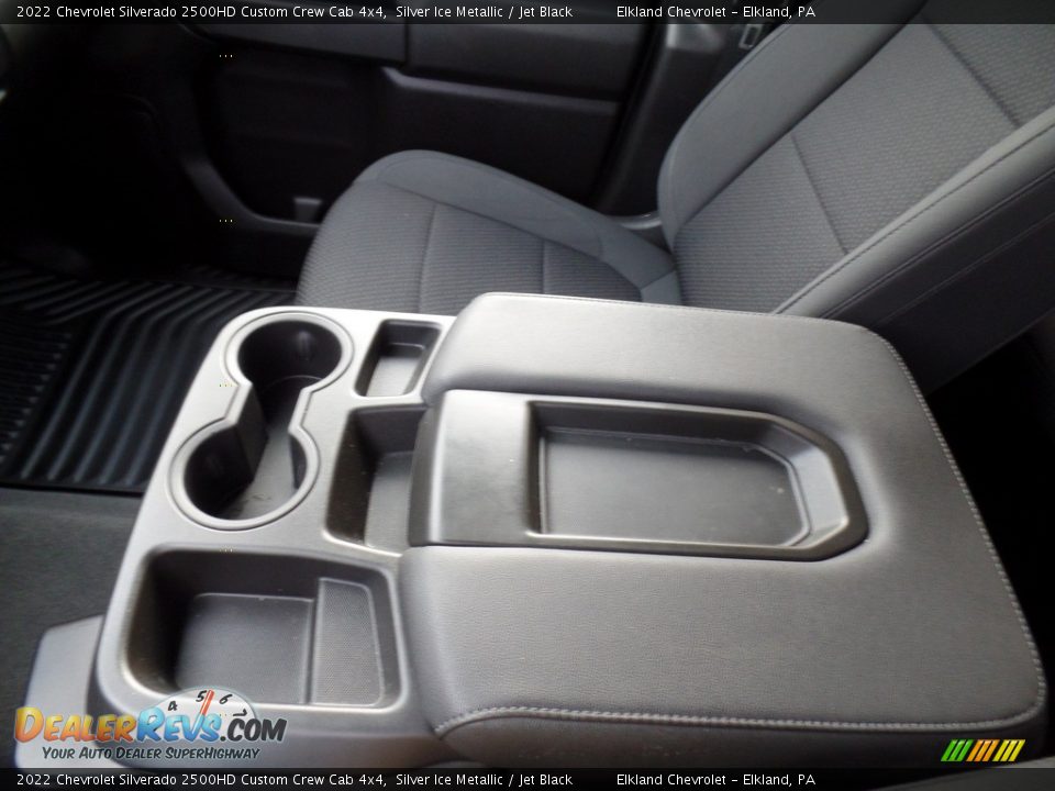 2022 Chevrolet Silverado 2500HD Custom Crew Cab 4x4 Silver Ice Metallic / Jet Black Photo #33