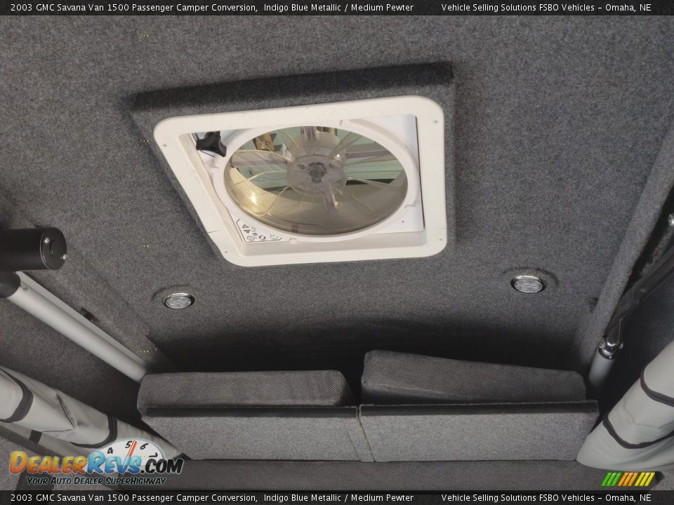 2003 GMC Savana Van 1500 Passenger Camper Conversion Indigo Blue Metallic / Medium Pewter Photo #15