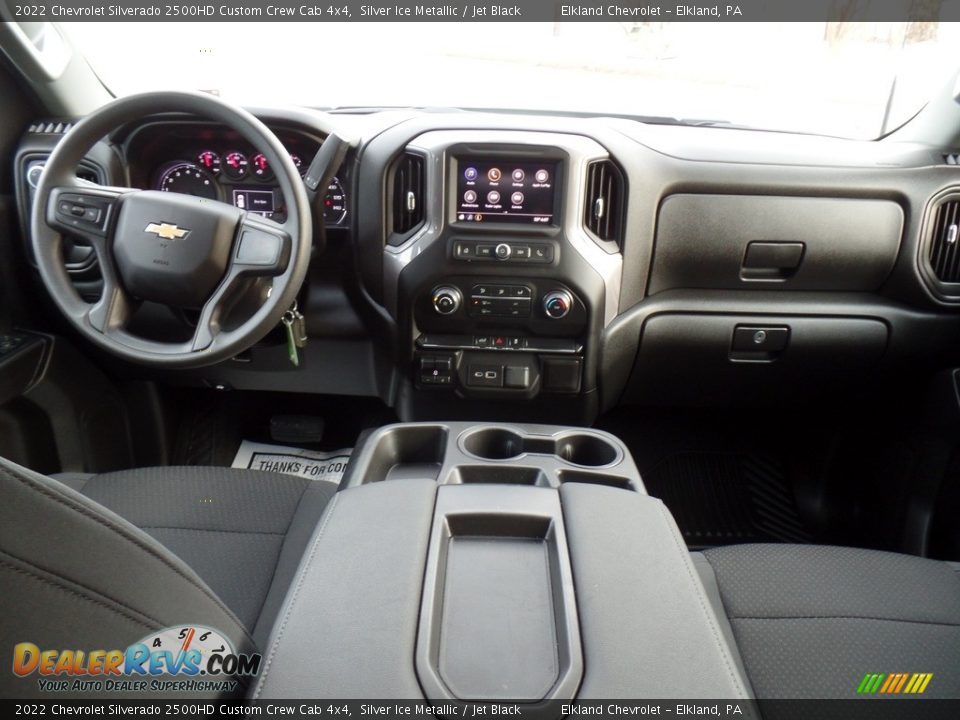 Dashboard of 2022 Chevrolet Silverado 2500HD Custom Crew Cab 4x4 Photo #35