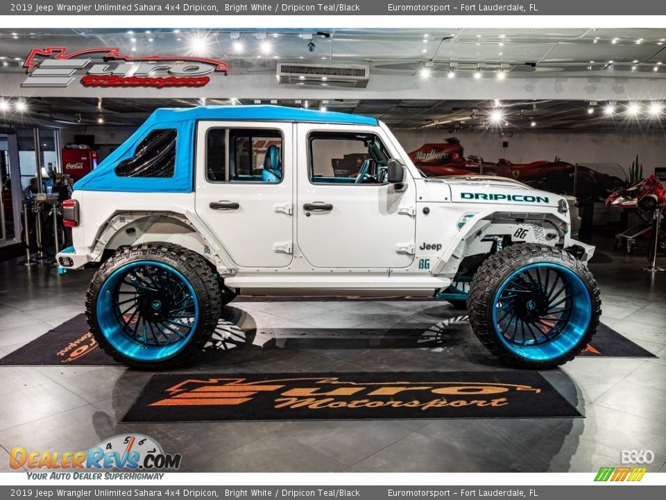 2019 Jeep Wrangler Unlimited Sahara 4x4 Dripicon Bright White / Dripicon Teal/Black Photo #5