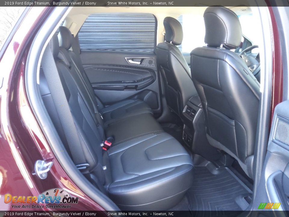 2019 Ford Edge Titanium Burgundy Velvet / Ebony Photo #15