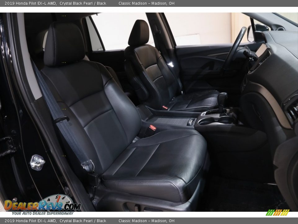 2019 Honda Pilot EX-L AWD Crystal Black Pearl / Black Photo #17