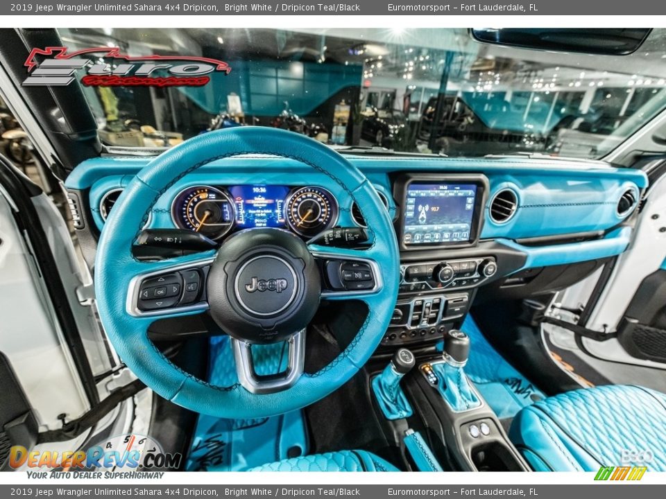2019 Jeep Wrangler Unlimited Sahara 4x4 Dripicon Bright White / Dripicon Teal/Black Photo #20