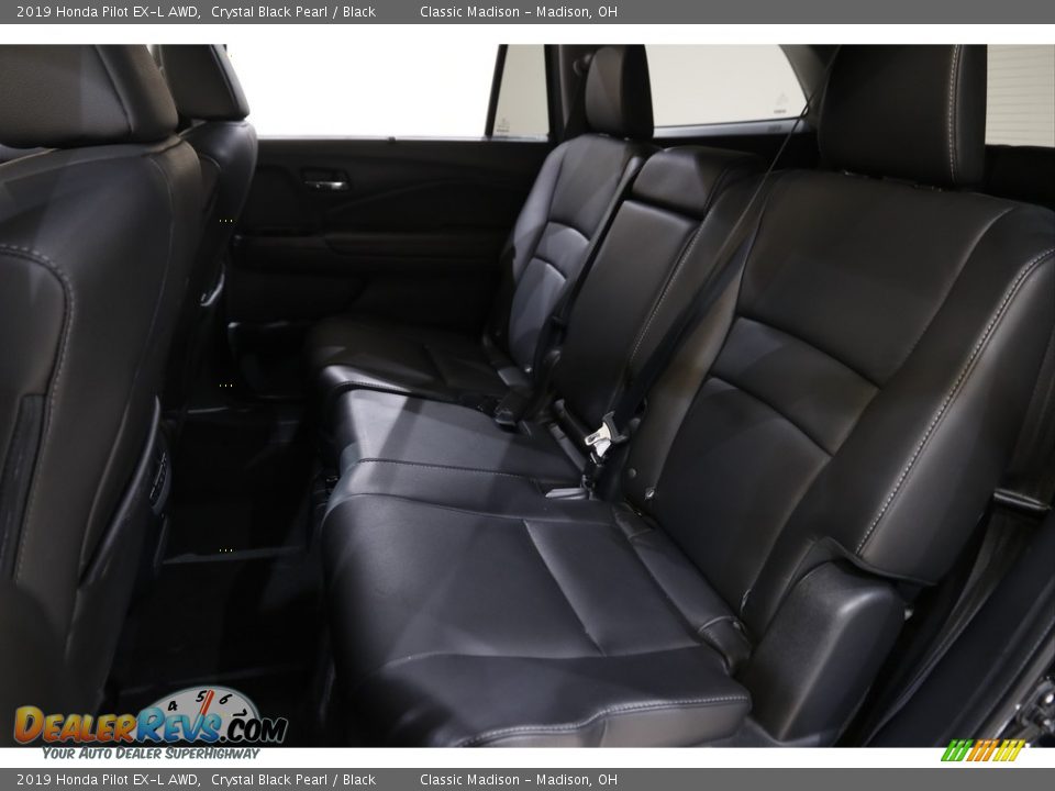 2019 Honda Pilot EX-L AWD Crystal Black Pearl / Black Photo #19
