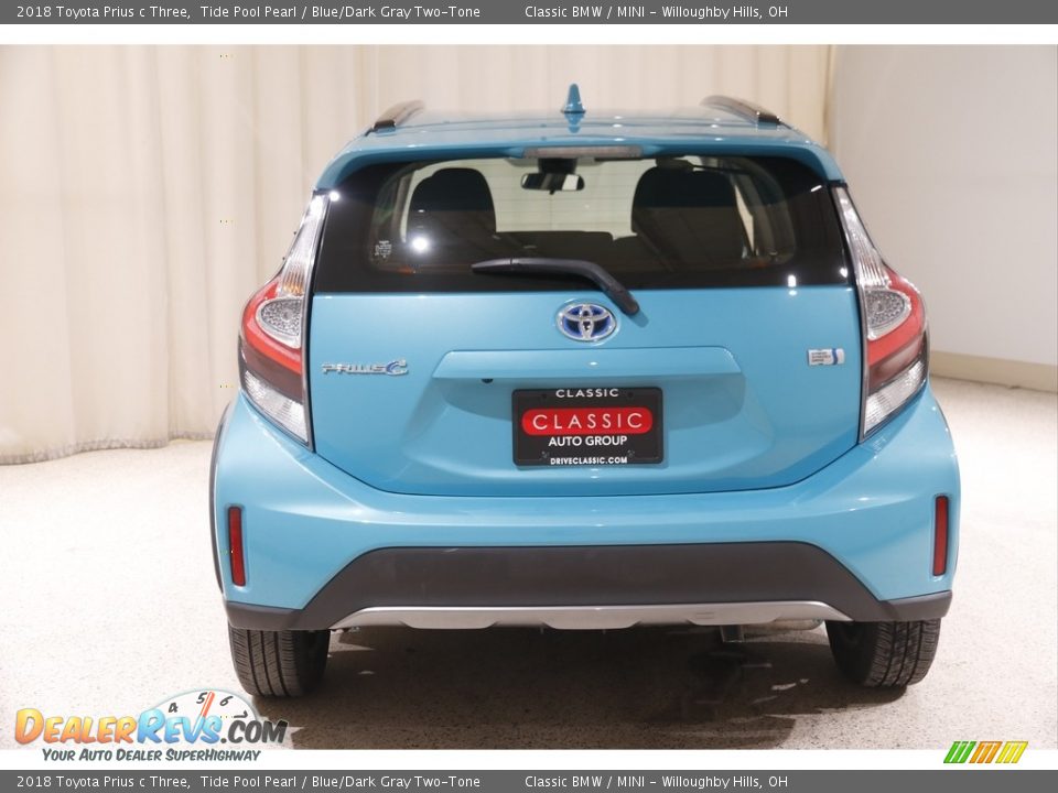 2018 Toyota Prius c Three Tide Pool Pearl / Blue/Dark Gray Two-Tone Photo #19