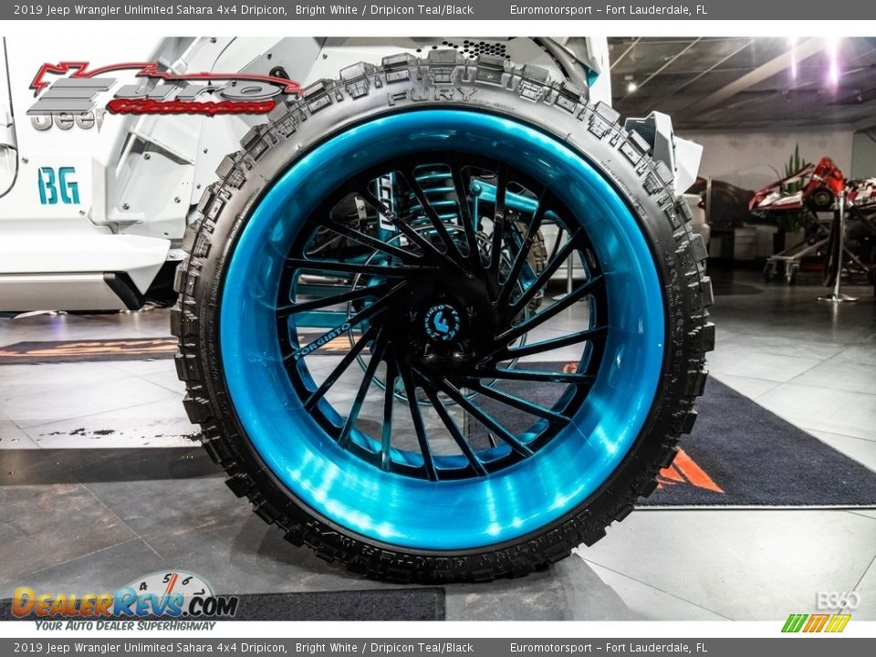 2019 Jeep Wrangler Unlimited Sahara 4x4 Dripicon Bright White / Dripicon Teal/Black Photo #34