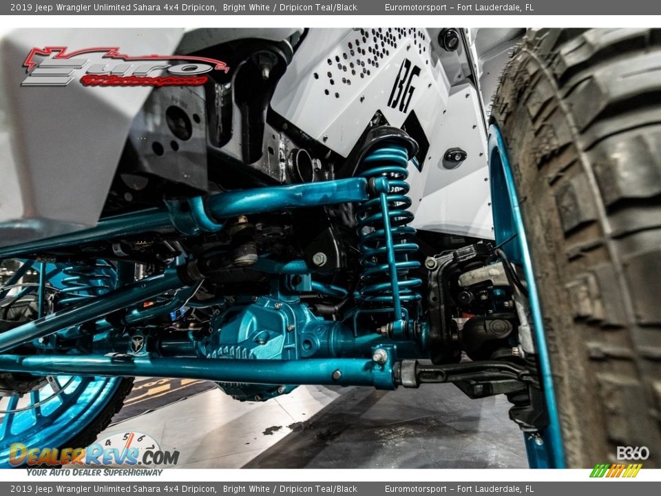2019 Jeep Wrangler Unlimited Sahara 4x4 Dripicon Bright White / Dripicon Teal/Black Photo #41