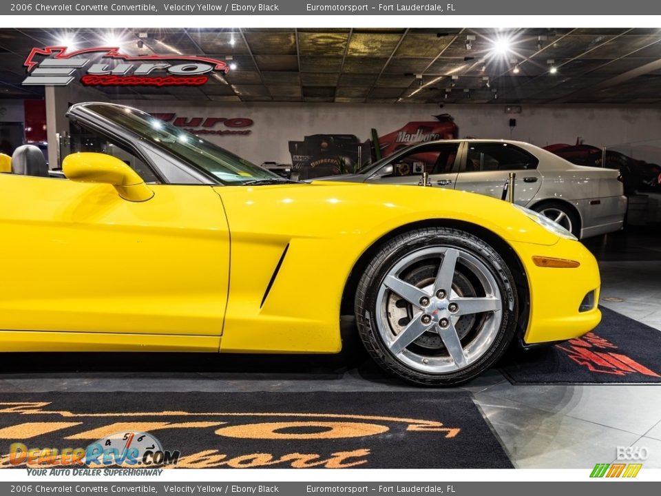 2006 Chevrolet Corvette Convertible Velocity Yellow / Ebony Black Photo #24