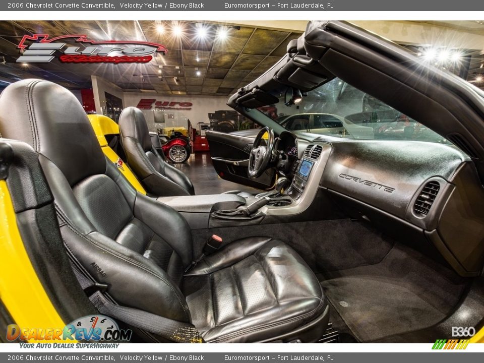 2006 Chevrolet Corvette Convertible Velocity Yellow / Ebony Black Photo #25