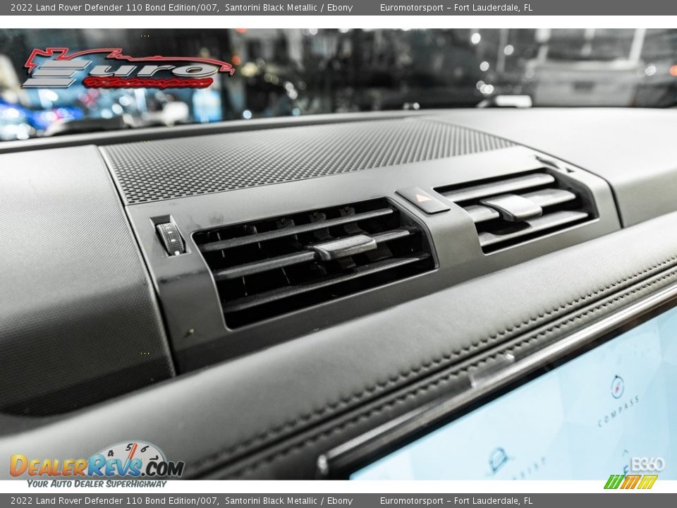 2022 Land Rover Defender 110 Bond Edition/007 Santorini Black Metallic / Ebony Photo #34