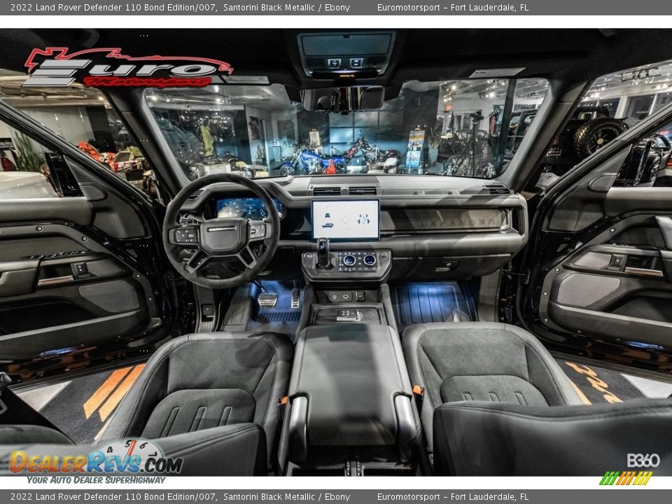 Ebony Interior - 2022 Land Rover Defender 110 Bond Edition/007 Photo #39