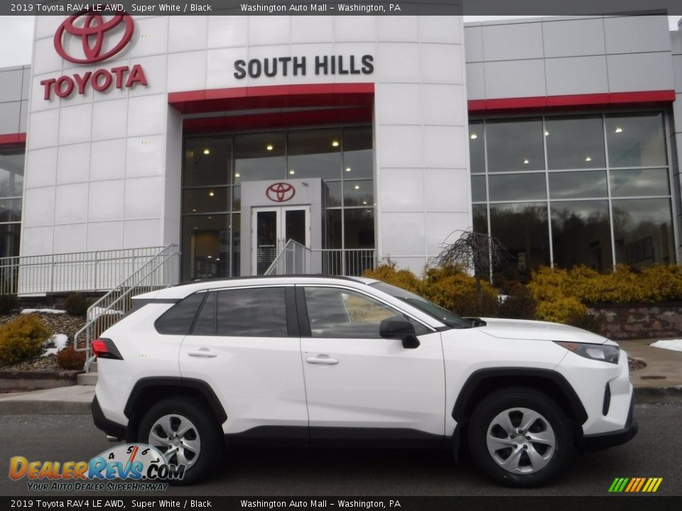 2019 Toyota RAV4 LE AWD Super White / Black Photo #2