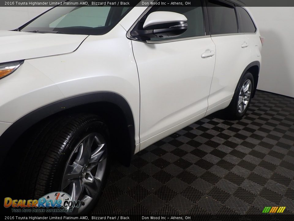 2016 Toyota Highlander Limited Platinum AWD Blizzard Pearl / Black Photo #13