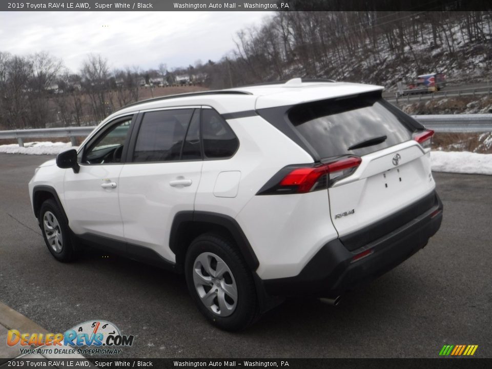 2019 Toyota RAV4 LE AWD Super White / Black Photo #14