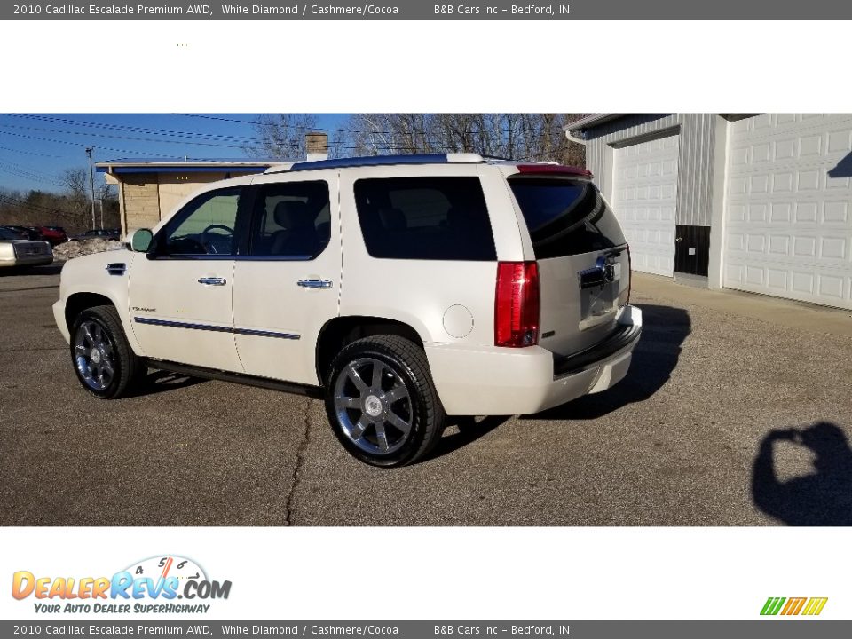 2010 Cadillac Escalade Premium AWD White Diamond / Cashmere/Cocoa Photo #3